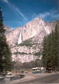 USA - Yosemite - Upper Yosemite Falls